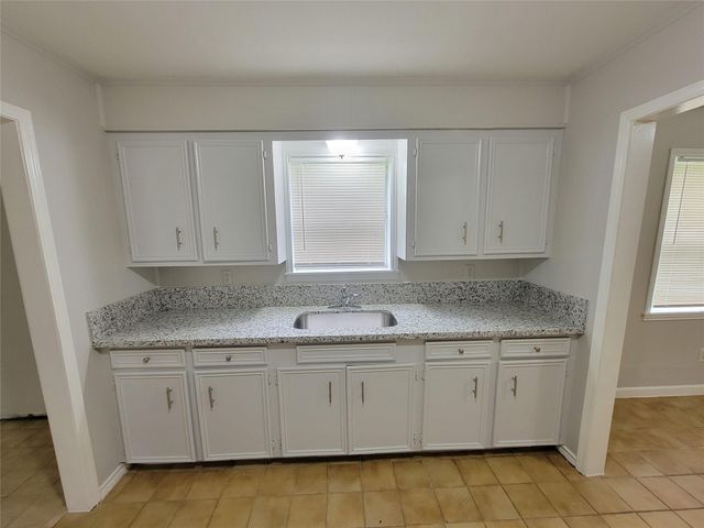 2205 Velma Street, La Marque, TX 77568