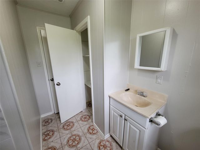 2205 Velma Street, La Marque, TX 77568