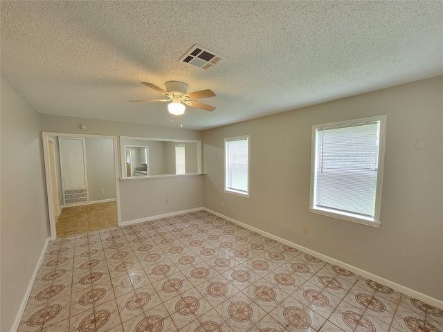 2205 Velma Street, La Marque, TX 77568