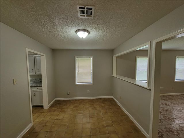 2205 Velma Street, La Marque, TX 77568