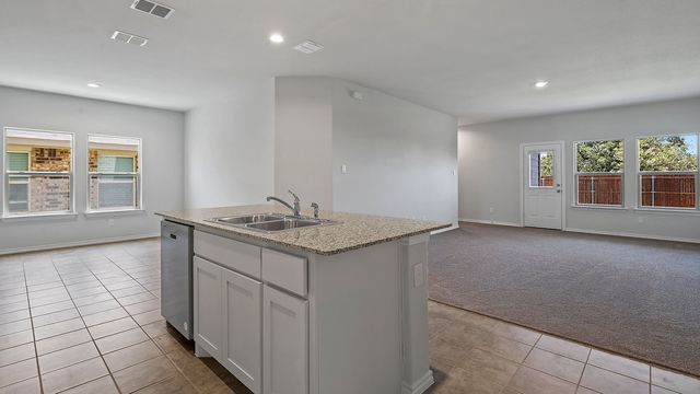 106 DAVIS Lane, Newark, TX 76071
