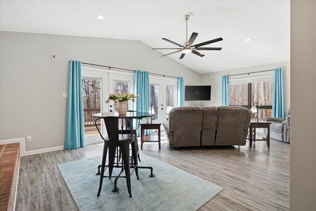 128 Huntington RD, Ridgeway, VA 24148