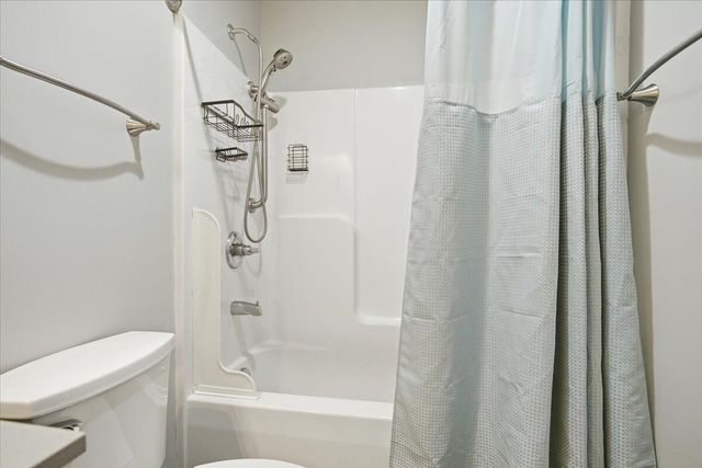 128 Huntington RD, Ridgeway, VA 24148