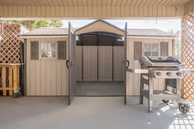 128 Huntington RD, Ridgeway, VA 24148