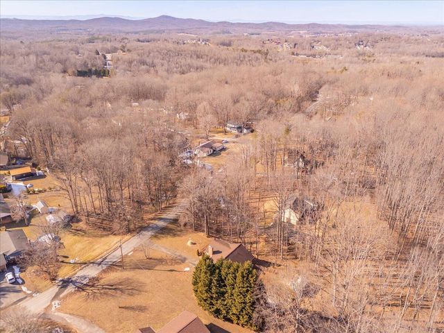 128 Huntington RD, Ridgeway, VA 24148