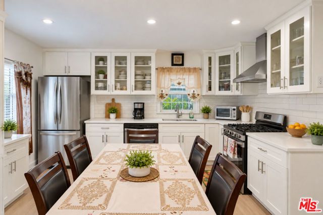 618 E 50th Street, Los Angeles, CA 90011