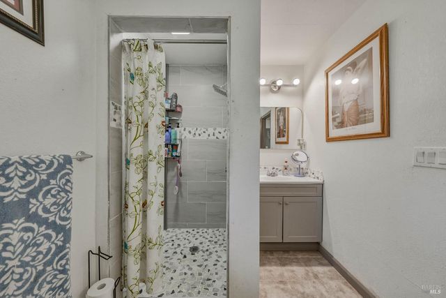 3676 Madrone St, Clearlake, CA 95422