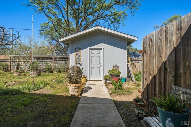 3676 Madrone St, Clearlake, CA 95422