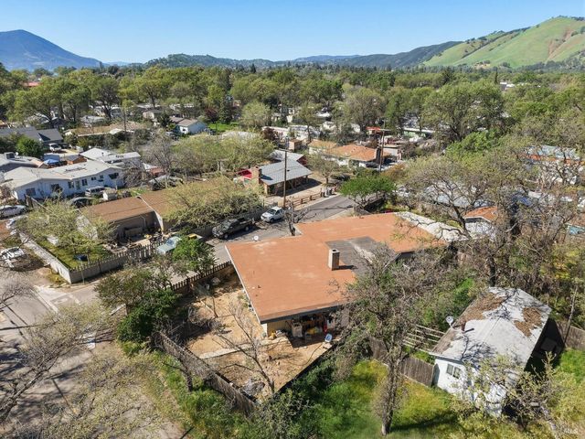 3676 Madrone St, Clearlake, CA 95422