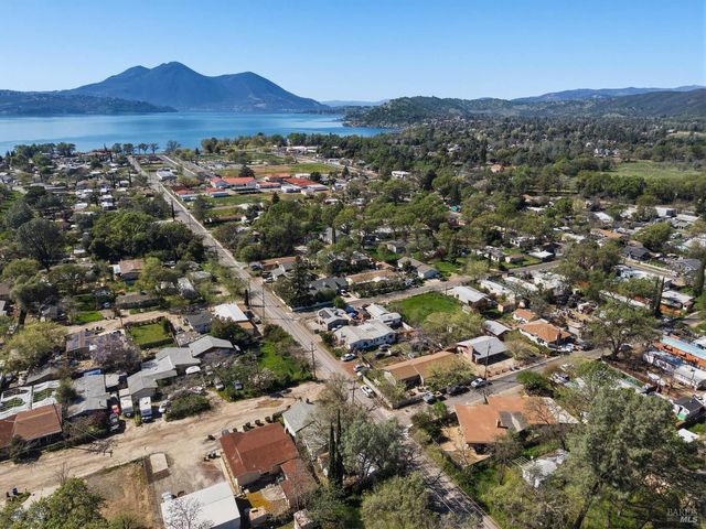 3676 Madrone St, Clearlake, CA 95422