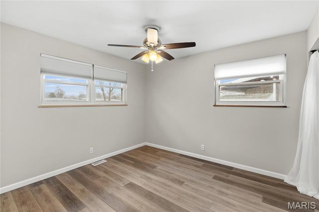 685 Crabapple Lane, Florissant, MO 63031