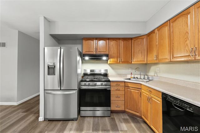 685 Crabapple Lane, Florissant, MO 63031