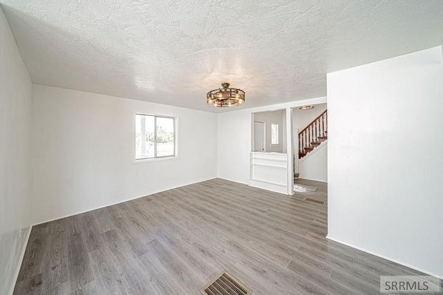 1401 W Albany Street, Idaho Falls, ID 83402