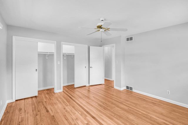 11240 N Valley DRIVE, Mequon, WI 53092