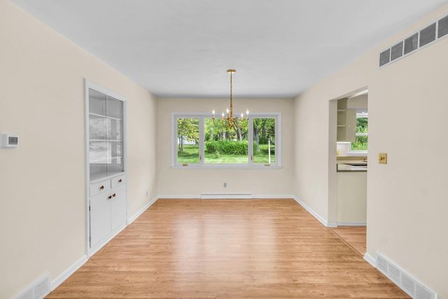 11240 N Valley DRIVE, Mequon, WI 53092