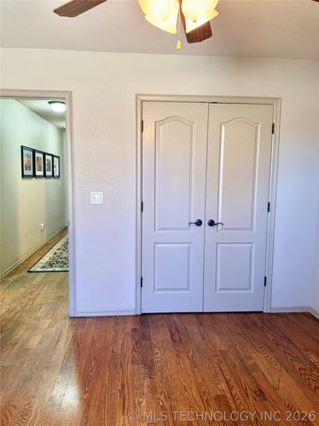 22095 Riverwood Drive, Claremore, OK 74019