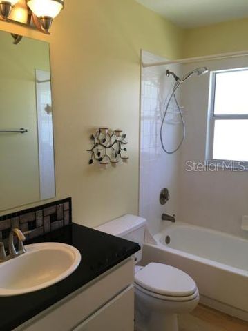 17740 ESPRIT DRIVE, Tampa, FL 33647