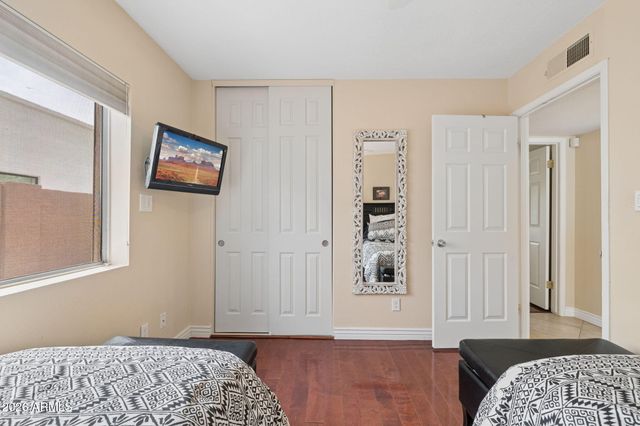 7836 E VIA DE LA ENTRADA Drive, Scottsdale, AZ 85258