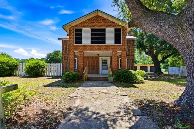 3101 4th Ave., Conway, SC 29527