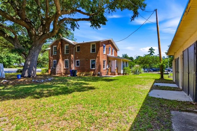 3101 4th Ave., Conway, SC 29527