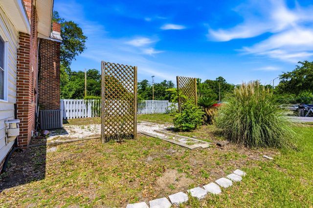 3101 4th Ave., Conway, SC 29527