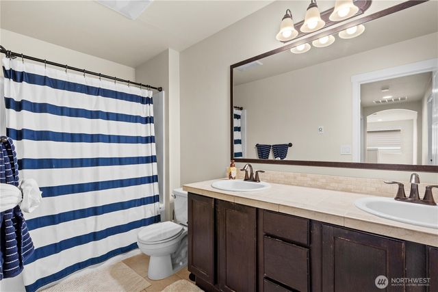 23308 77th Avenue E, Graham, WA 98338