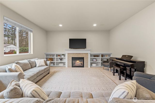 23308 77th Avenue E, Graham, WA 98338