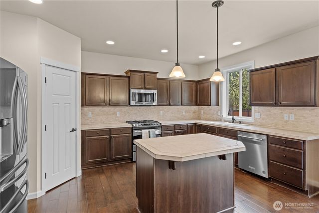 23308 77th Avenue E, Graham, WA 98338
