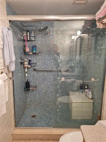 2851 NE 183 2203-05, Aventura, FL 33160