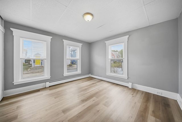 266 Douglas Street, Manchester, NH 03102
