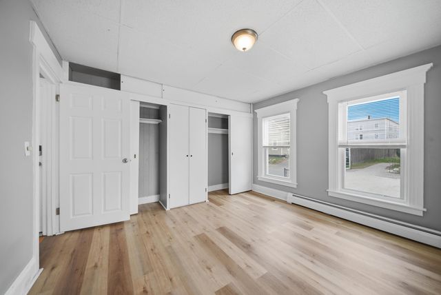 266 Douglas Street, Manchester, NH 03102