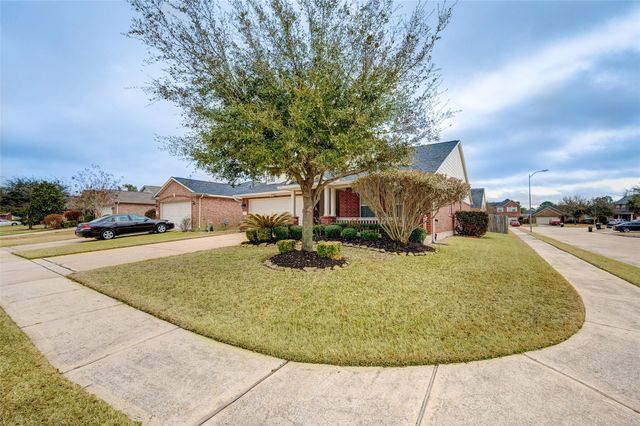 16702 Grovetrail Lane, Spring, TX 77379