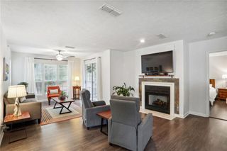 609 Mill Pond SE Drive, Smyrna, GA 30082