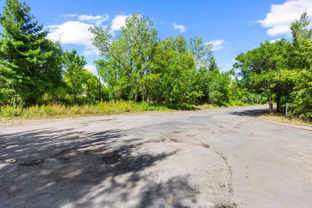 1817 Stinson Parkway, Minneapolis, MN 55418