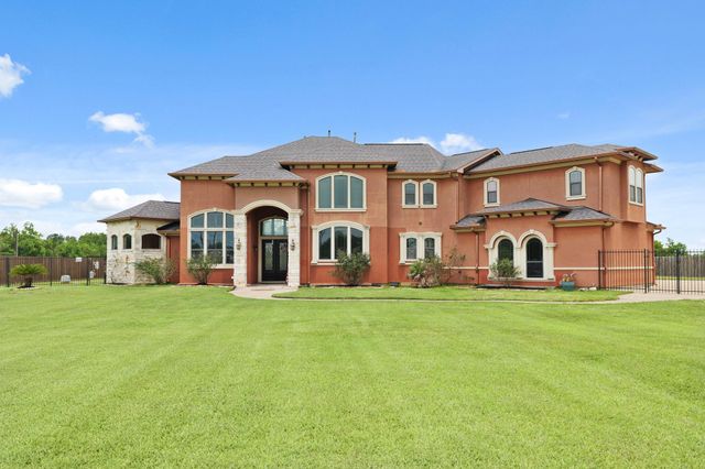 1909 E Archer Road, Baytown, TX 77521