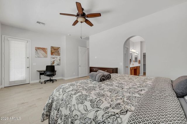 2414 W Mineral Road, Phoenix, AZ 85041