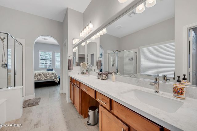 2414 W Mineral Road, Phoenix, AZ 85041