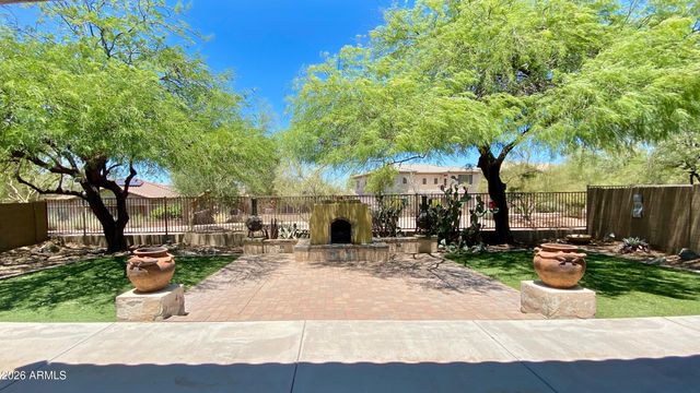 2414 W Mineral Road, Phoenix, AZ 85041