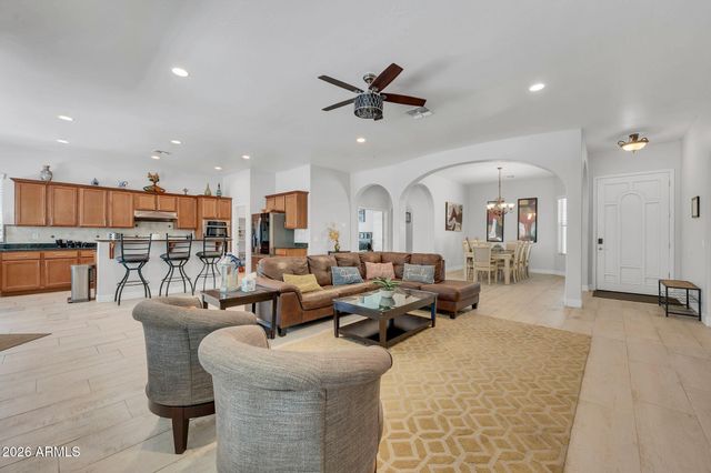 2414 W Mineral Road, Phoenix, AZ 85041