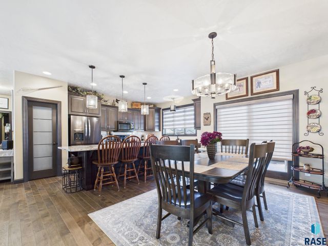 5404 S Coneflower Cir Circle, Sioux Falls, SD 57108