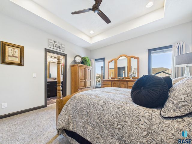 5404 S Coneflower Cir Circle, Sioux Falls, SD 57108