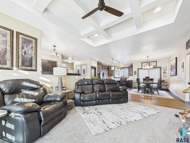 5404 S Coneflower Cir Circle, Sioux Falls, SD 57108