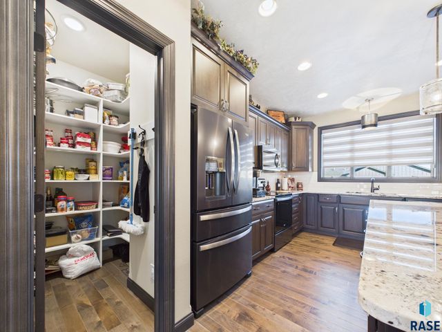 5404 S Coneflower Cir Circle, Sioux Falls, SD 57108