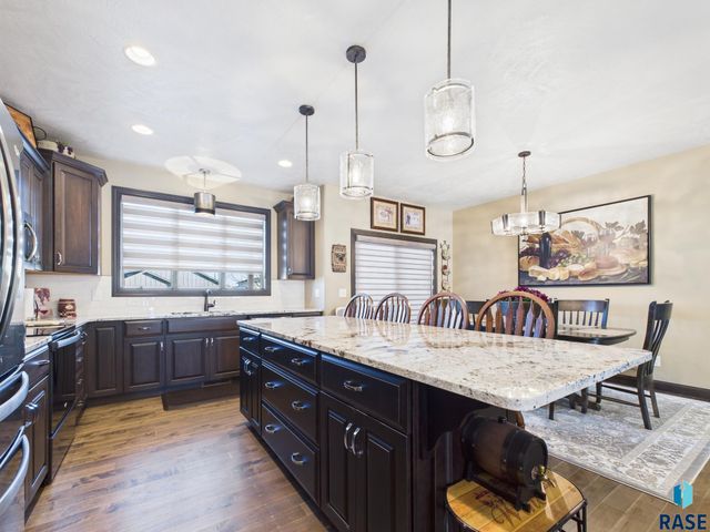 5404 S Coneflower Cir Circle, Sioux Falls, SD 57108