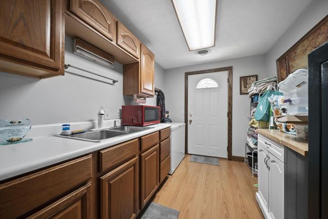 320 Apache Drive, Circleville, OH 43113
