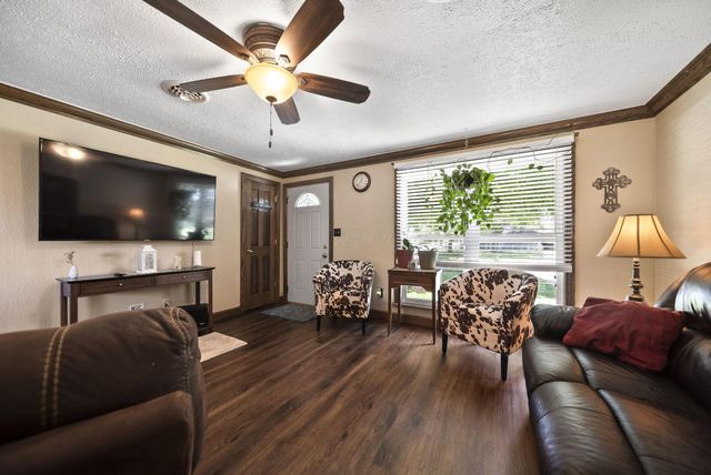 320 Apache Drive, Circleville, OH 43113