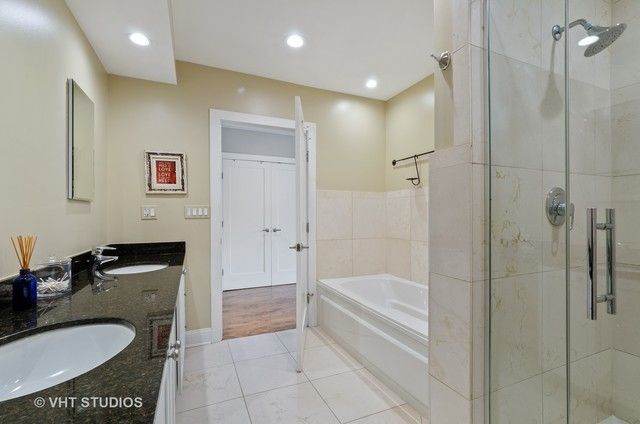 1931 N DAMEN Avenue 1S, Chicago, IL 60647