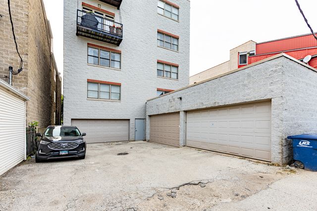 1931 N DAMEN Avenue 1S, Chicago, IL 60647