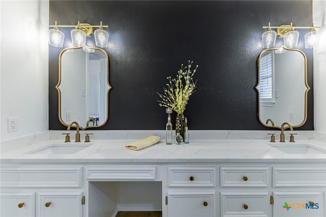 2605 Canyon Creek Drive, Temple, TX 76502