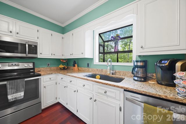 7813 Red Robin Trail, Denver, NC 28037